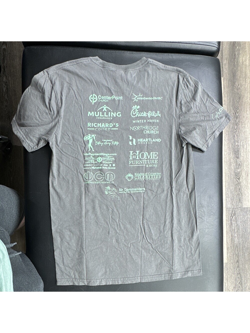 Gildan Men’s M Gray Graphic Print Romans 10:15 Religious Short Sleeve T-Shirt - Picture 2 of 2